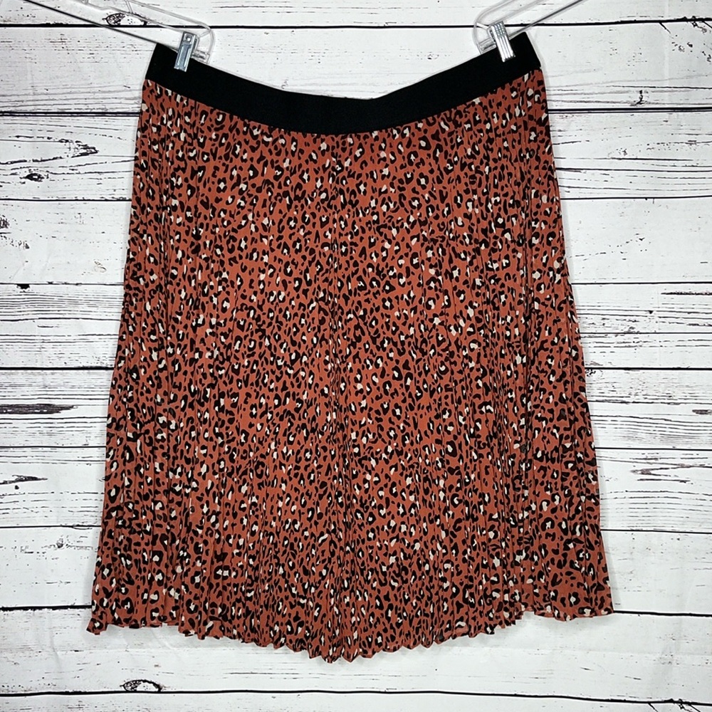 EVRI NWT Size 22W Pink - Black & White Animal Print Pleated A-Line Midi Skirt